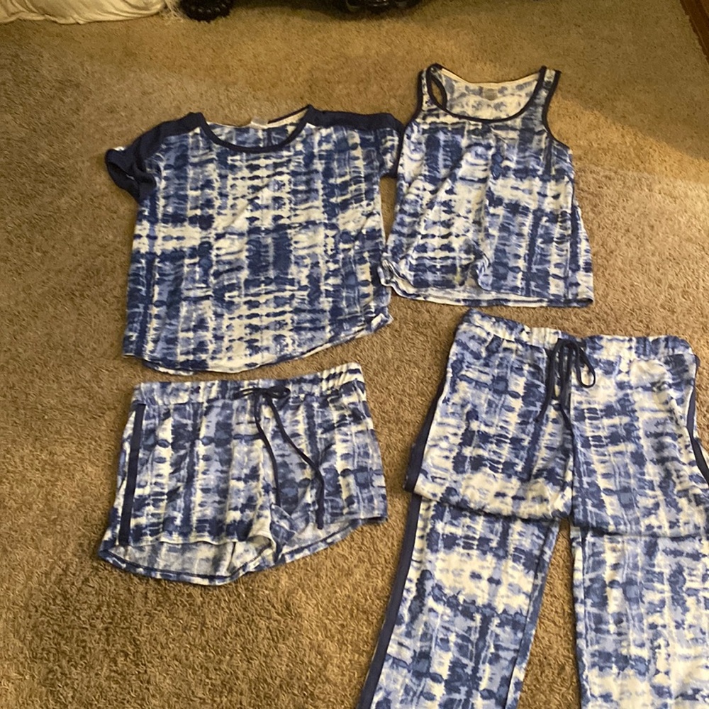 Lucky Brand like new worn once. Four piece set.